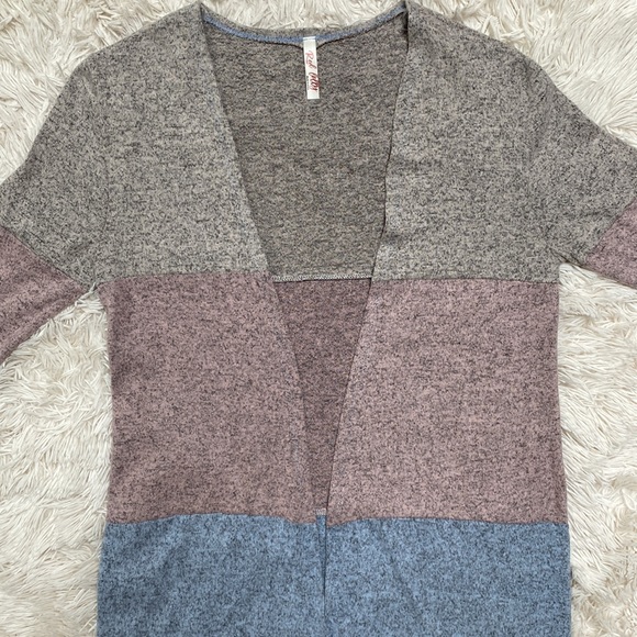 Red Lolly Open Cardigan ๐ Gray Pink & Blue - Picture 5 of 12